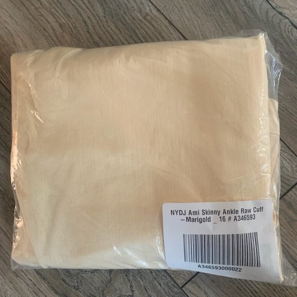 NWT NYDJ AMI SKINNY ANKLE RAW CUFF JEANS‎ COLOR MARIGOLD 16 - Picture 10 of 13